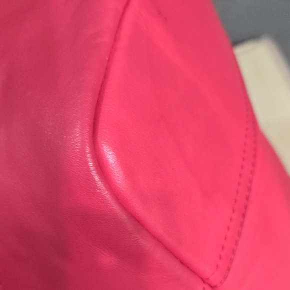 V-DAY SALE! Coach Bold Pink Shoulder Bag EUC - Picture 7 of 16